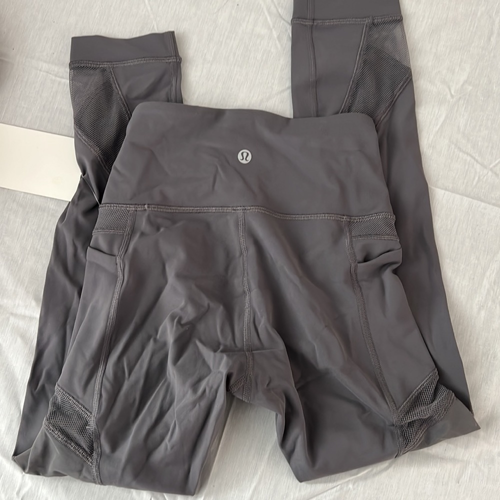Lululemon Mesh In Motion Crop *23" - Picture 6 of 9